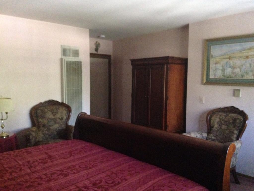 Switzerland Haus Bed And Breakfast Inn บิ๊กแบร์เลค ห้อง รูปภาพ